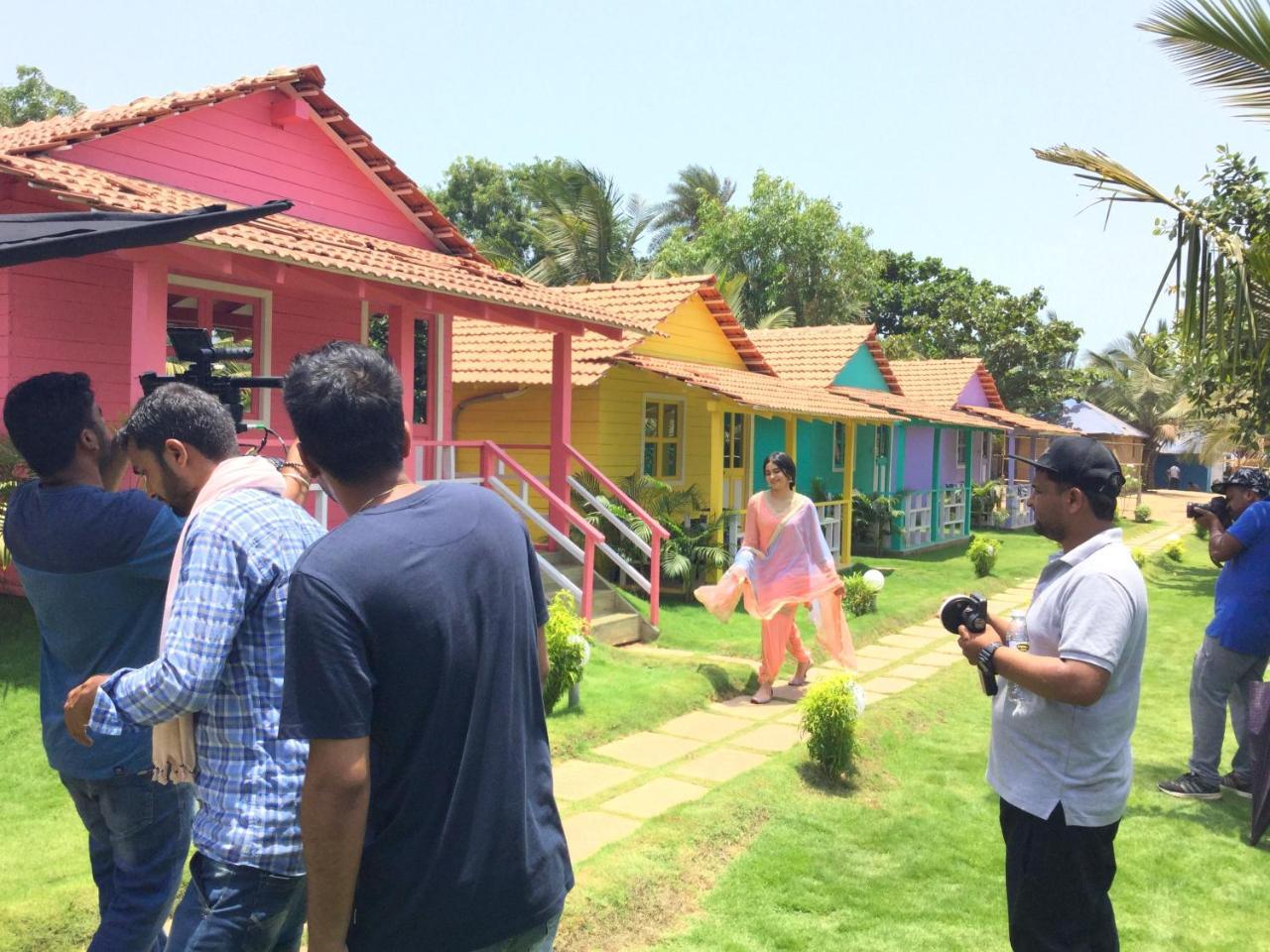 Morjim Queen Beach Resort Exterior photo